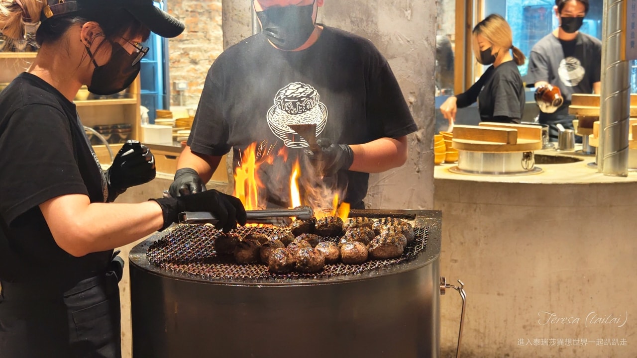 挽肉と米 華山店