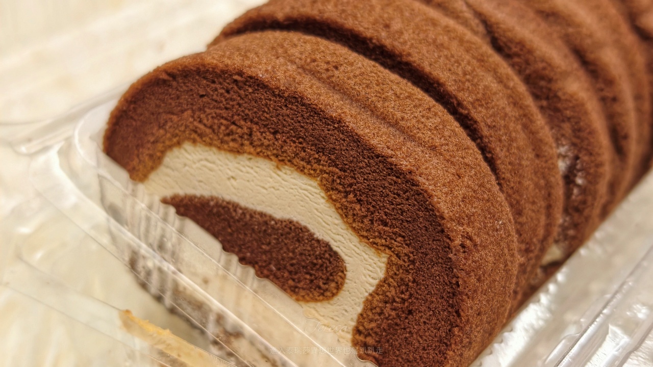 |三重NG蛋糕|三重銅板甜點35元起，外觀NG口味不NG，三重在地人的小確幸~