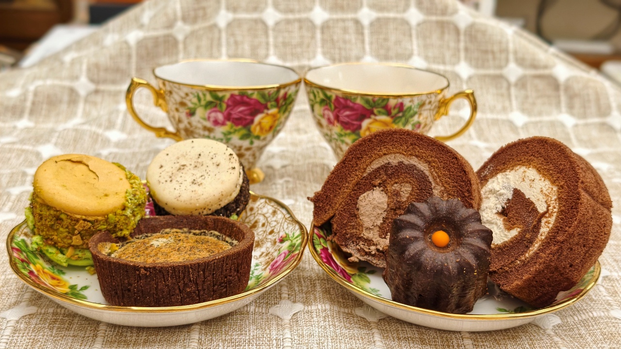 |三重NG蛋糕|三重銅板甜點35元起，外觀NG口味不NG，三重在地人的小確幸~