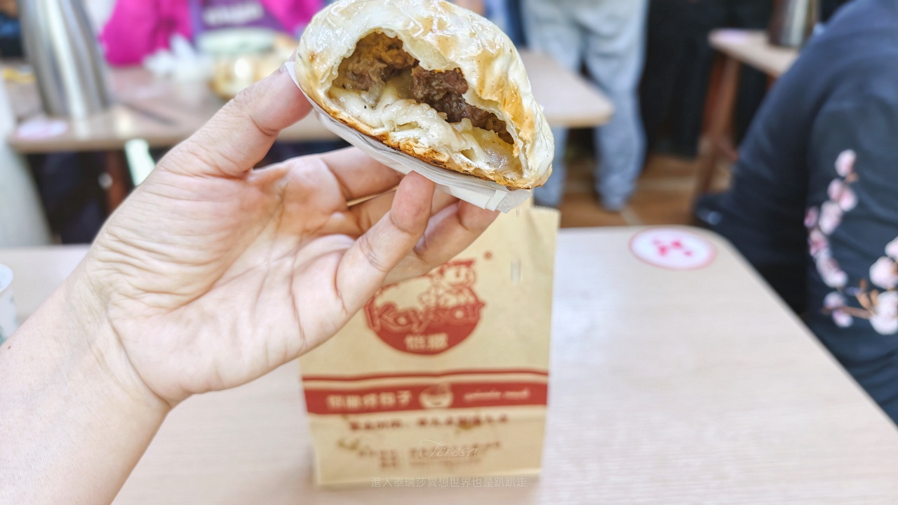 |新疆烏魯木齊美食|在地人超有煙火氣的七坊美食街必吃8樣美食攻略~